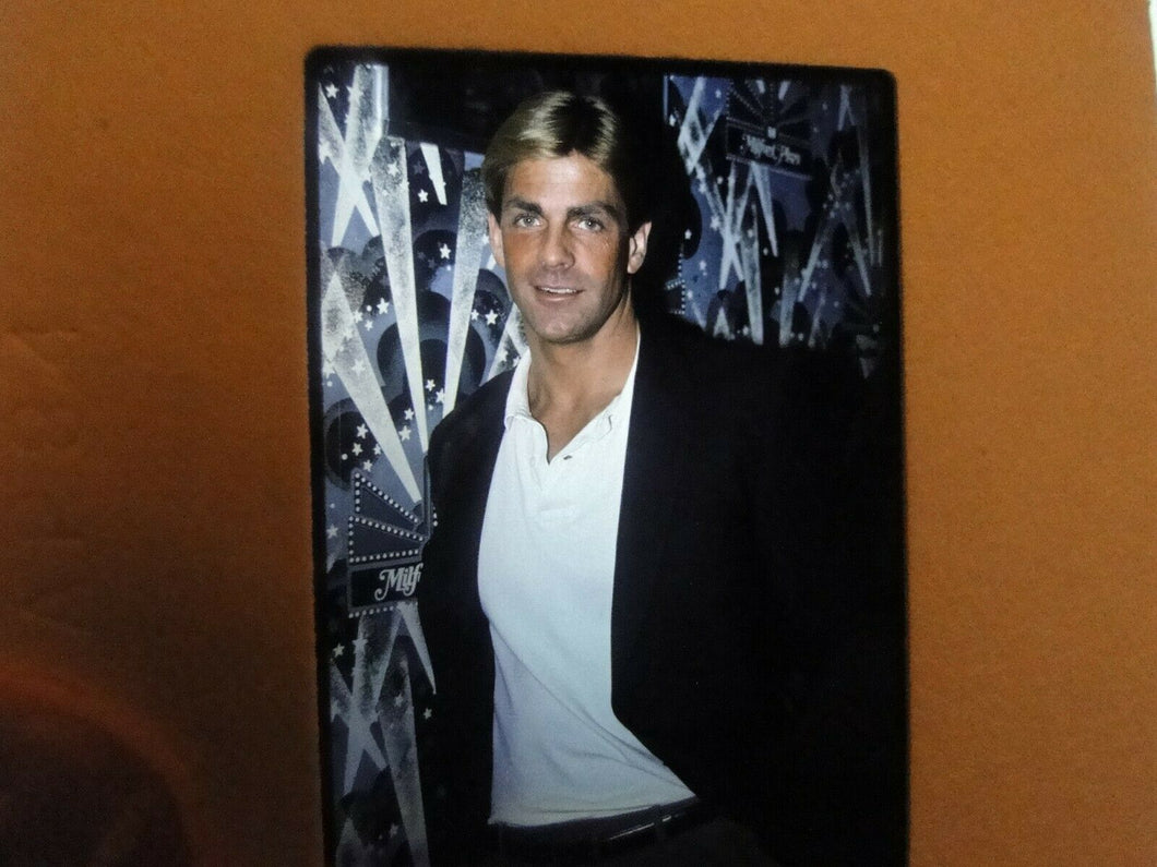 VINTAGE 35MM SLIDE MALE GAY INTEREST BEEFCAKE MUSCLE SEMI NUDE HOT BUFF EX#