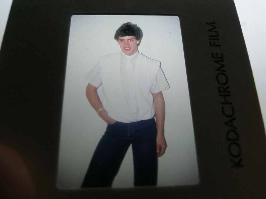 VINTAGE 35MM SLIDE MALE GAY INTEREST BEEFCAKE MUSCLE SEMI NUDE HOT BUFF CG13