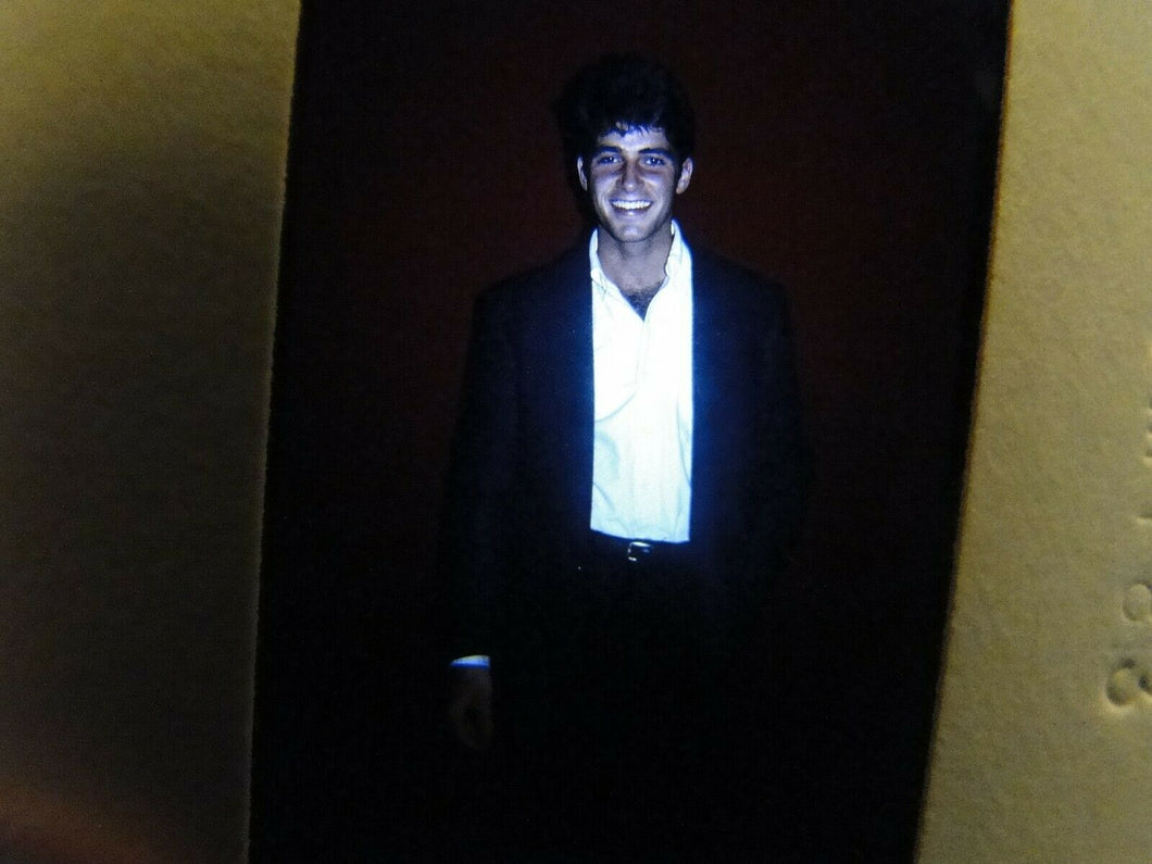 VINTAGE 35MM SLIDE MALE GAY INTEREST BEEFCAKE MUSCLE SEMI NUDE HOT BUFF EY9