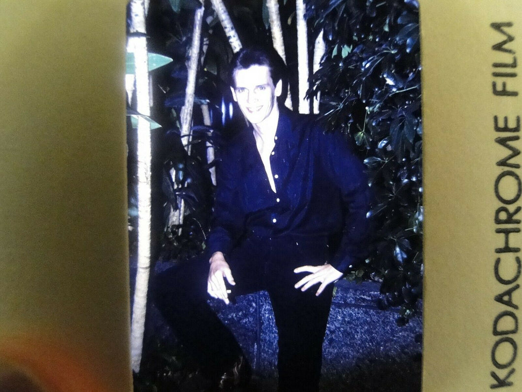 VINTAGE 35MM SLIDE MALE GAY INTEREST BEEFCAKE MUSCLE SEMI NUDE HOT BUFF FF2