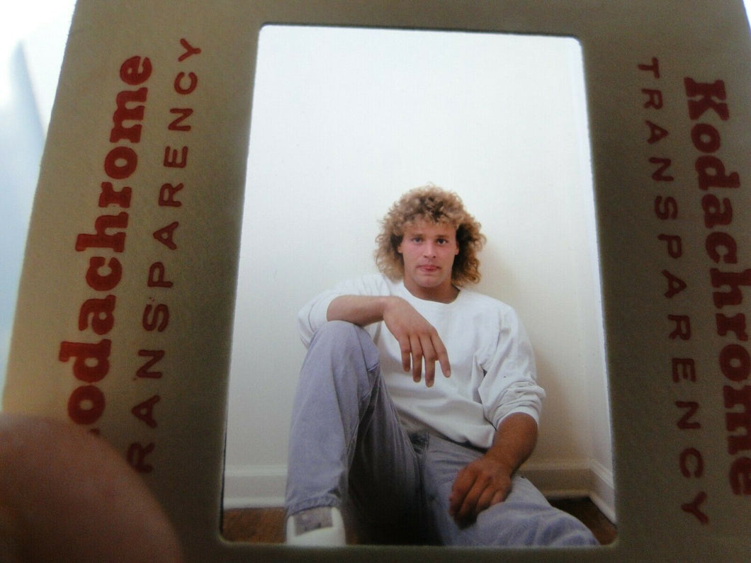 VINTAGE 35MM SLIDE MALE GAY INTEREST BEEFCAKE MUSCLE SEMI NUDE HOT BUFF CF14