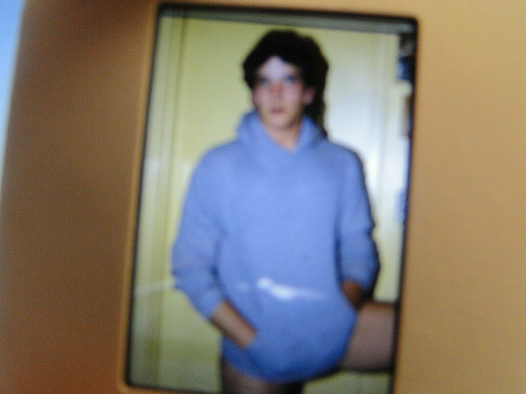 VINTAGE 35MM SLIDE MALE GAY INTEREST BEEFCAKE MUSCLE SEMI NUDE HOT BUFF FR(