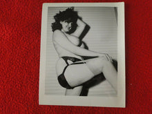 Load image into Gallery viewer, Vintage Nude Erotic Sexy Adult Pinup Silver Gelatin Photo 5 x 4     B59v
