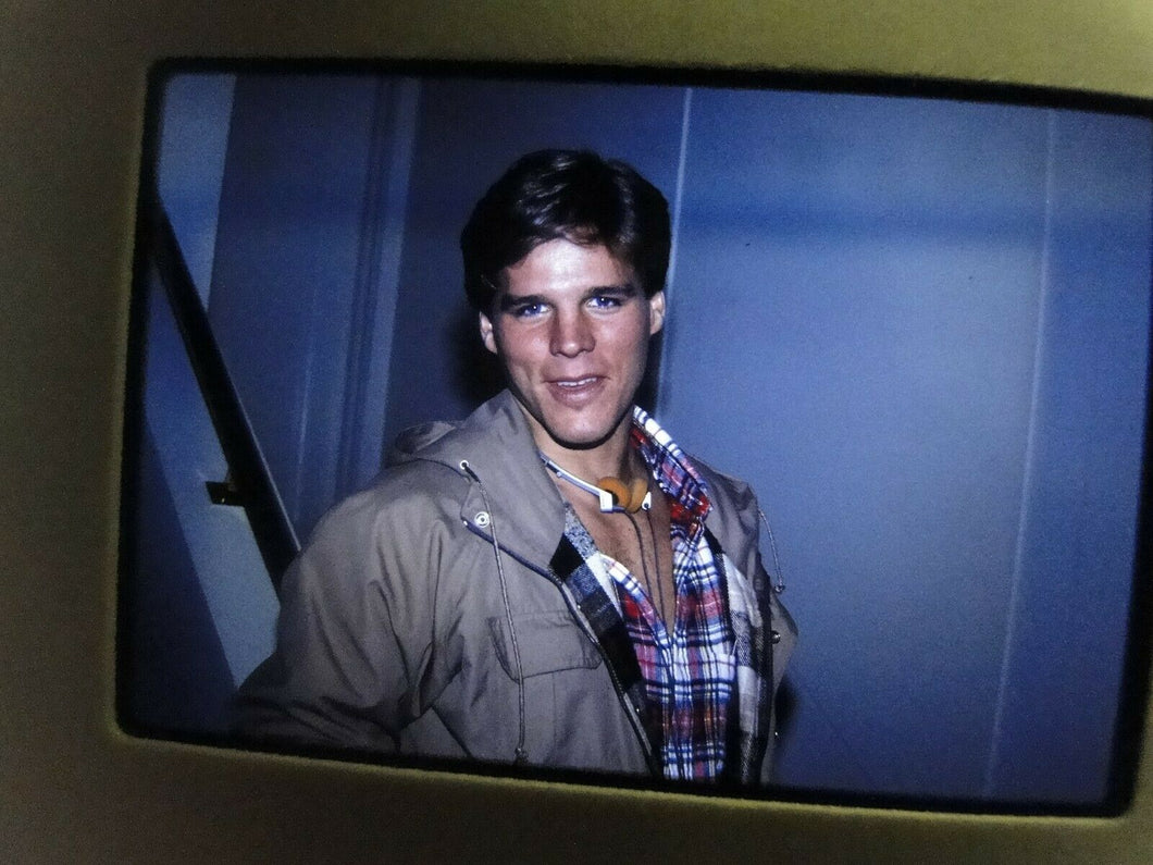 VINTAGE 35MM SLIDE MALE GAY INTEREST BEEFCAKE MUSCLE SEMI NUDE HOT BUFF FQ6