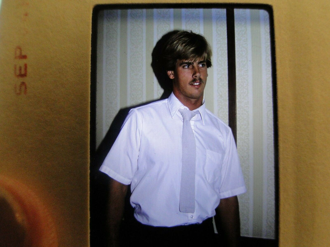 VINTAGE 35MM SLIDE MALE GAY INTEREST BEEFCAKE MUSCLE SEMI NUDE HOT BUFF FK7