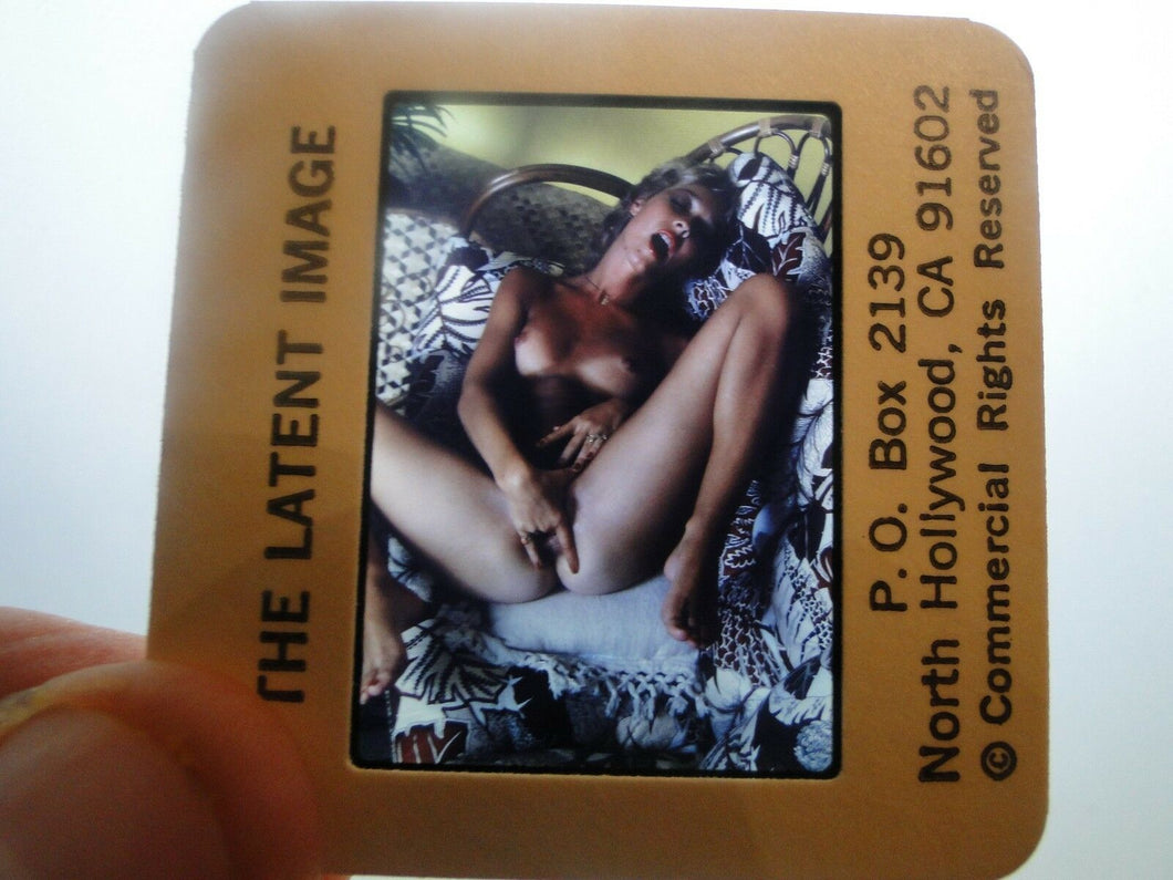 Busty Sexy NUDE Woman/Model Vintage 35mm LATENT IMAGE SLIDE                  Z