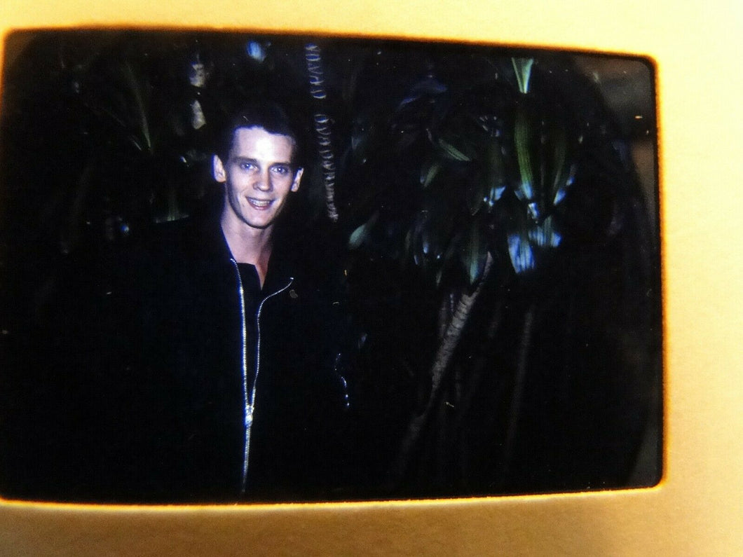 VINTAGE 35MM SLIDE MALE GAY INTEREST BEEFCAKE MUSCLE SEMI NUDE HOT BUFF EU4