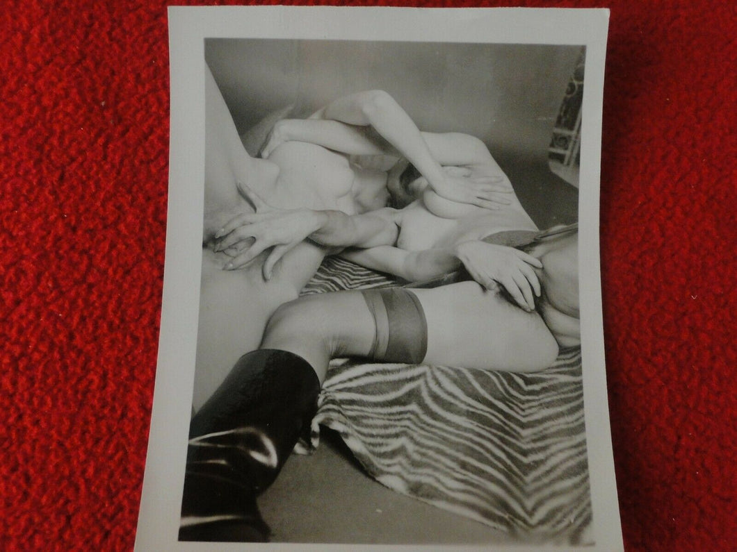 Vintage Erotic Sexy Adult Nude Woman Hairy Pussy Vagina Photo               A57h