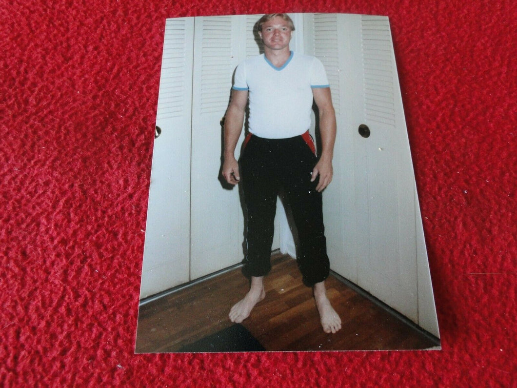 Vintage 18 Year Old + Gay Interest Chippendale Hot Semi Nude Male Photo     B17D