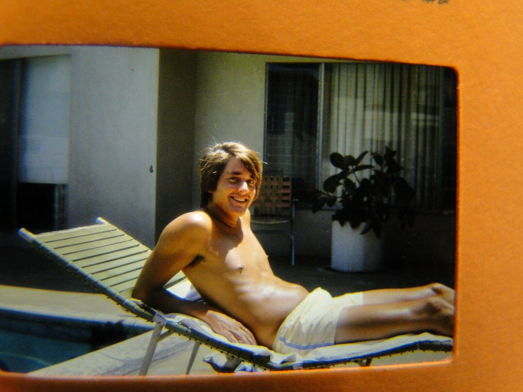 VINTAGE 35MM SLIDE MALE GAY INTEREST BEEFCAKE MUSCLE SEMI NUDE HOT BUFF EV1