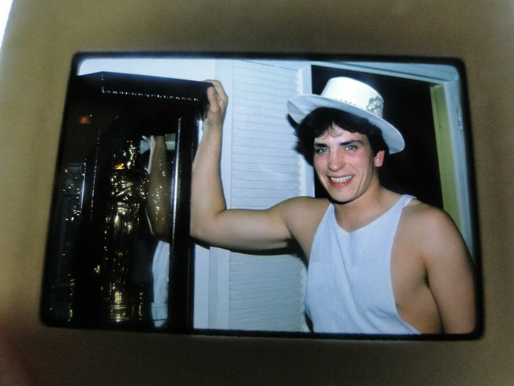 VINTAGE 35MM SLIDE MALE GAY INTEREST BEEFCAKE MUSCLE SEMI NUDE HOT BUFF A91