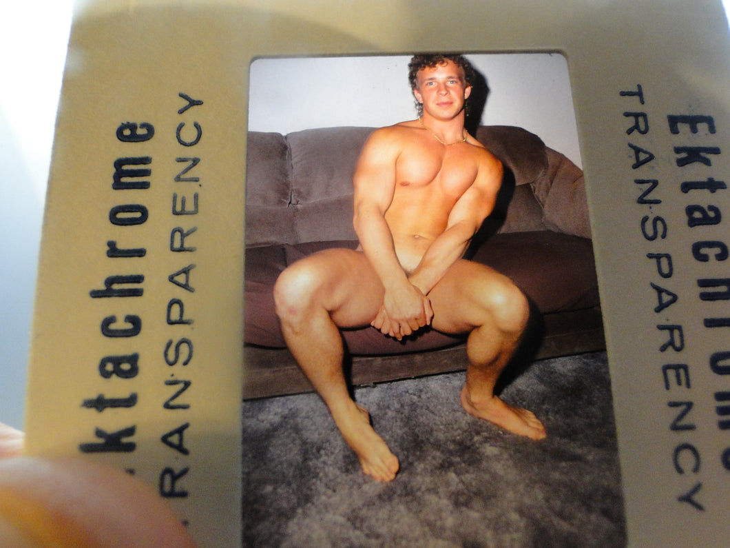 VINTAGE 35MM SLIDE MALE GAY INTEREST BEEFCAKE MUSCLE SEMI NUDE HOT BUFF G3