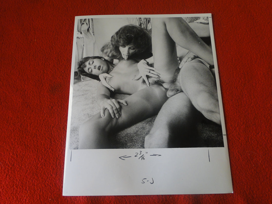 Vintage Nude Woman Lesbian Intercourse Hairy Pussy Silver Gelatin Photo  8 x 10  P81j