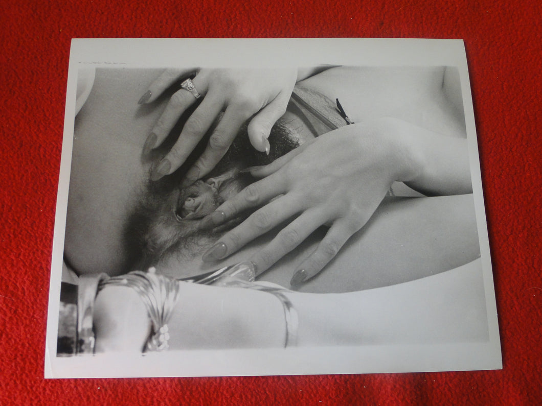 Vintage Nude Woman Hairy Pussy Silver Gelatin Photo  8 x 10  P81n