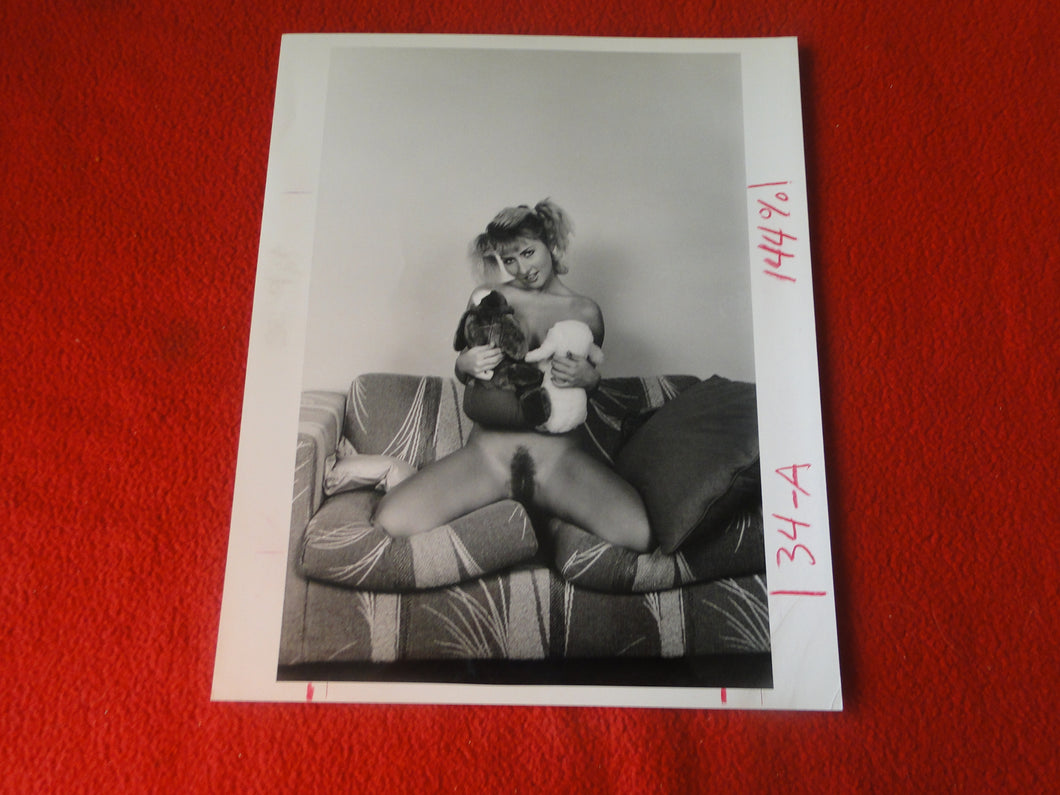 Vintage Nude Woman Hairy Pussy Silver Gelatin Photo   AZe