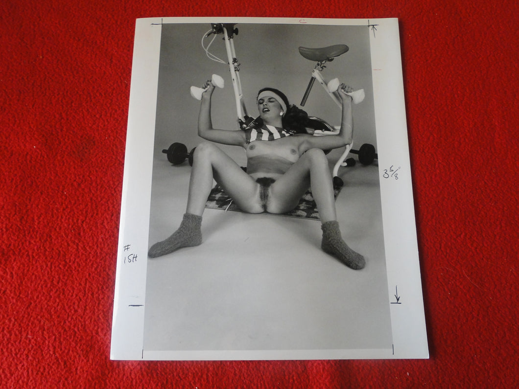 Vintage Nude Woman Hairy Pussy Silver Gelatin Photo   AZs