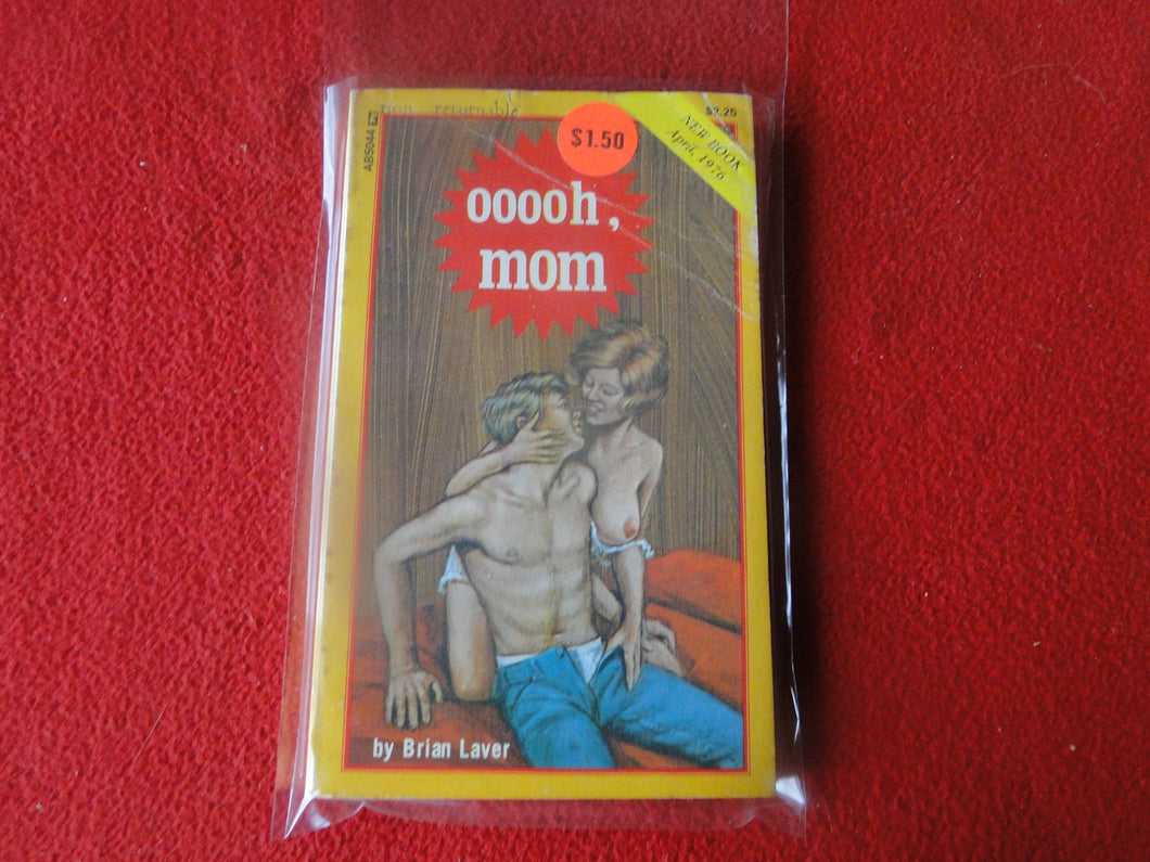 Vintage Adult Paperback Book Ooooh Mom Brian Laver       P14
