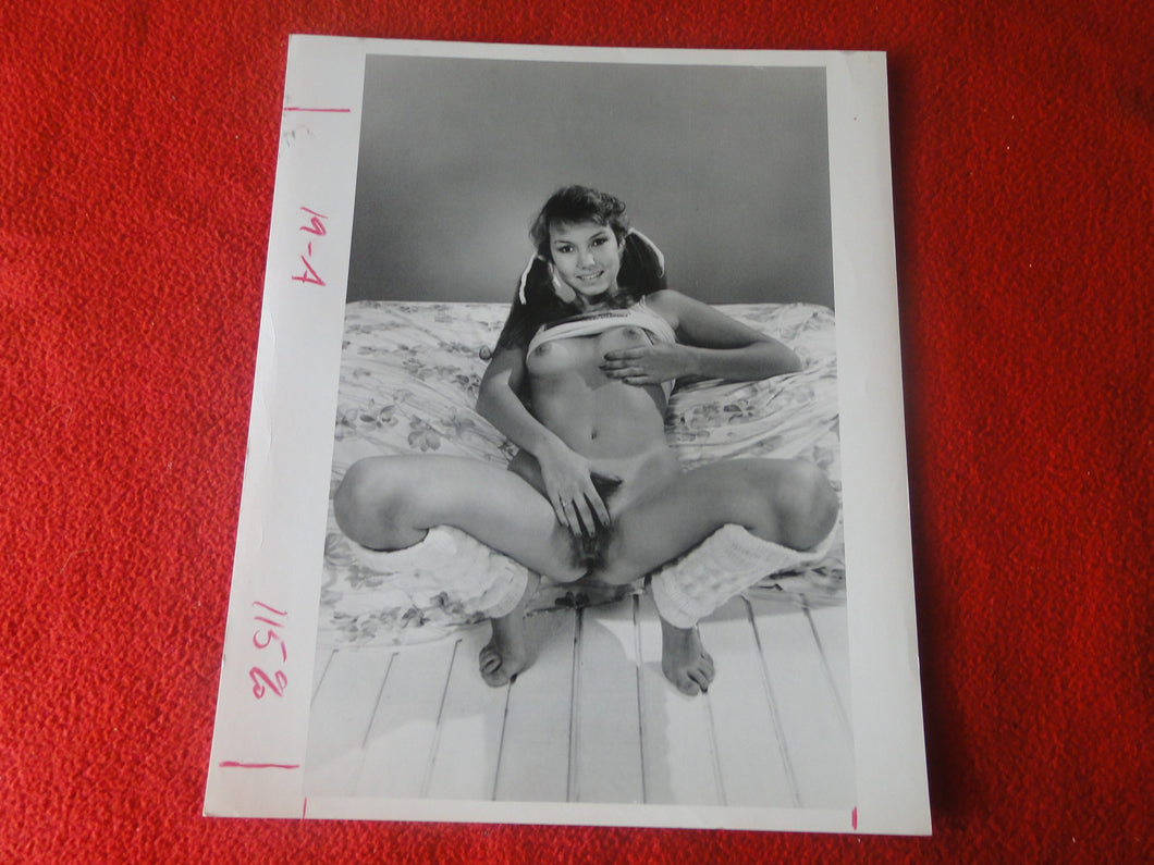 Vintage Nude Woman 8 x 10 Silver Gelatin Photo Nice Tits Spread Young Hairy Pussy  AVj