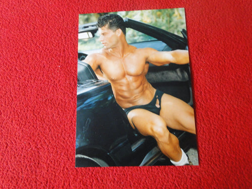 gay nude male photo muscle