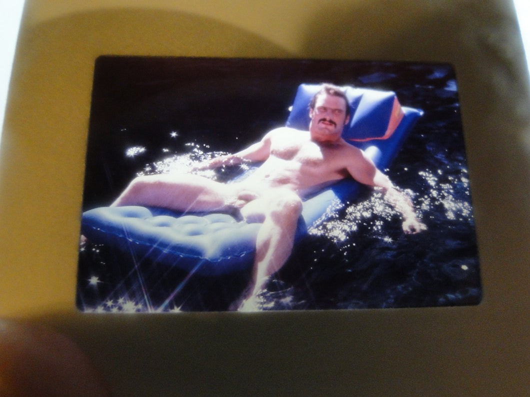 VINTAGE SLIDE/PHOTO MALE GAY INTEREST BEEFCAKE MUSCLE NUDE HOT HUNG A26j